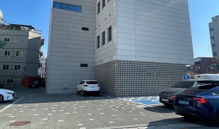 제 1주차장 : 해천상상루 뒤편
